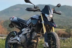 Aprilia Dorsoduro 750