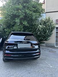 Audi Q3 35 TDI S TRONIC Full Black