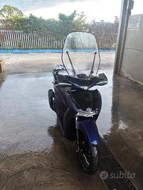 sh 125