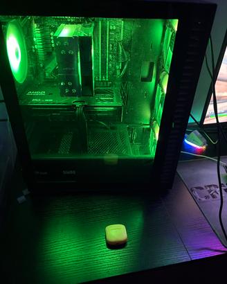 Pc gaming ryzen 7 rx9060xt con 32gb di ram e edge