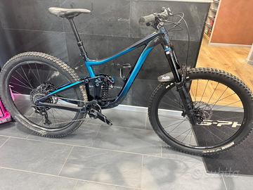 GIANT REIGN 29 SX 2022