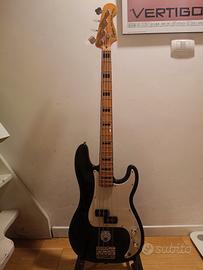 Basso Squier by Fender precision 70 Classic Vibe