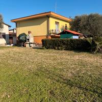 Casa singola + terreno edificabile