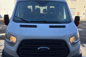 Furgone Transit doppia cabina ribaltabile