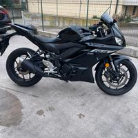 YAMAHA R3 2024