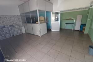 Afffittasi locale commerciale