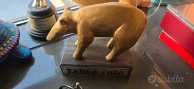 Il mitico soprammobile del Tapiro d'oro!