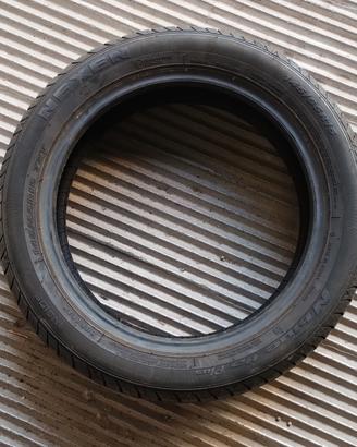 Pneumatico Nexen 145/65 R15