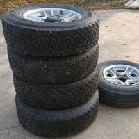 Cerchi in lega e gomme M+S