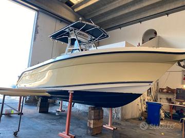 Century Boat 2400 CC