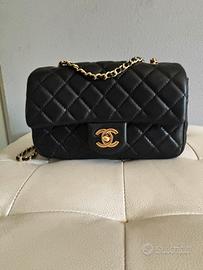 Borsa nera a tracolla chanel