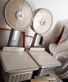 bilancia a orologio cartelli prezzi alzatine. 