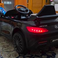 Macchina telecomandata per bambini 