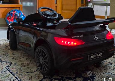 Macchina telecomandata per bambini 