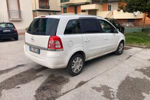 Opel Zafira B Turbo
