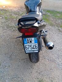 moto Suzuki Bandit 600