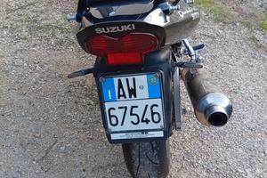 moto Suzuki Bandit 600