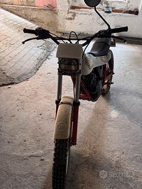 montesa cota 200