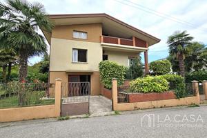 Casa singola a Pordenone - Borgomeduna