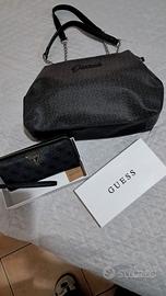 Borsa e portafoglio Guess