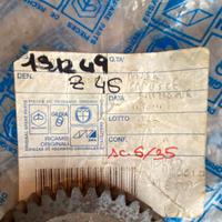 Ingranaggio piaggio 131249 corona dentata