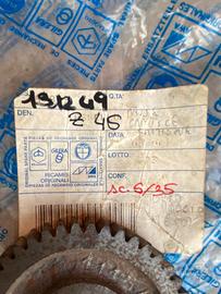 Ingranaggio piaggio 131249 corona dentata