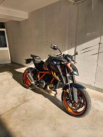 Superduke 1290 r evo tech pack 