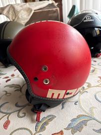 Casco momo design rosso