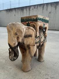 Sgabello a forma di elefante
