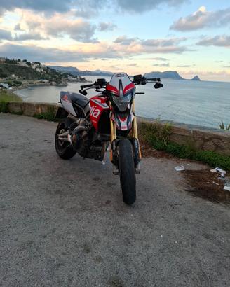 Aprilia Dorsoduro 750 