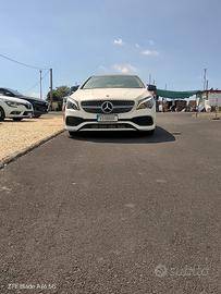 Mercedes CLA 220 AMG
