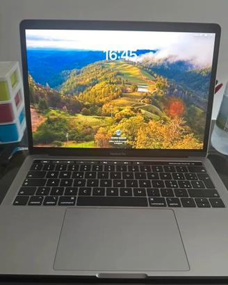 Apple MacBook Pro 13” 120GB SSD, Intel Core i5, 8G