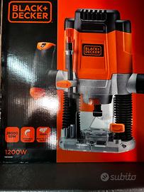Fresatrice Black+Decker KW1200E 1200W come nuova