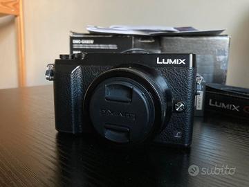 Panasonic DMC-GX85 + Lenti 12-32mm + 45-150mm