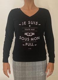 Maglione nero scollo a V aderente, elegante