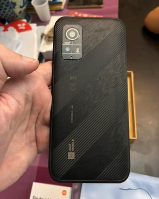 AGM mobile H6 rugged indistruttibile