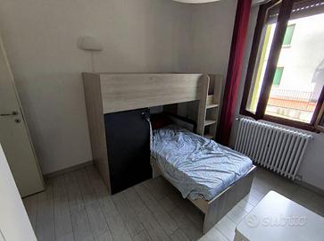 Letto doppio castello 255x112 cm in legno naturale