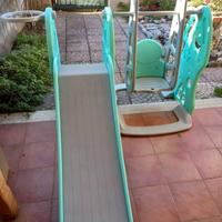 Scivolo con altalena