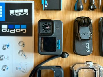 GoPro Hero 10 + accessori
