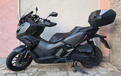 Honda ADV 350