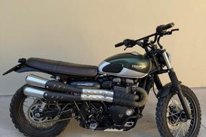 Moto Triumph scrambler