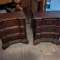 comodini e comò cassettiera arte povera 