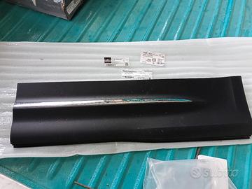 modanatura posteriore sinistra Mercedes GLB