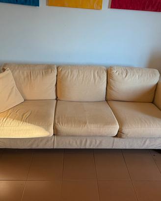 Divano color crema