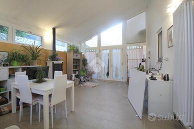 CASA INDIPENDENTE A TRAVERSETOLO