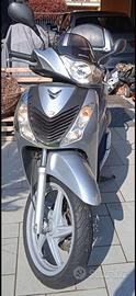Honda 150 sh