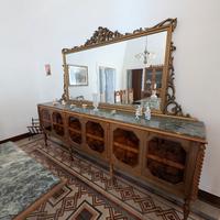 Madia da soggiorno con specchio