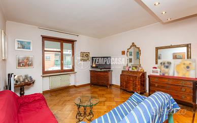 AMPIO TRILOCALE A DUE PASSI DA PIAZZA HERMADA