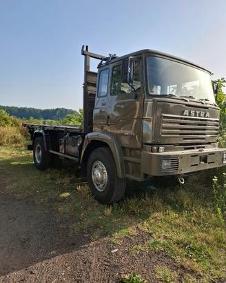 Astra Bm 201 4x4 ex esercito 