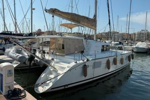 Catamarano Lagoon 440